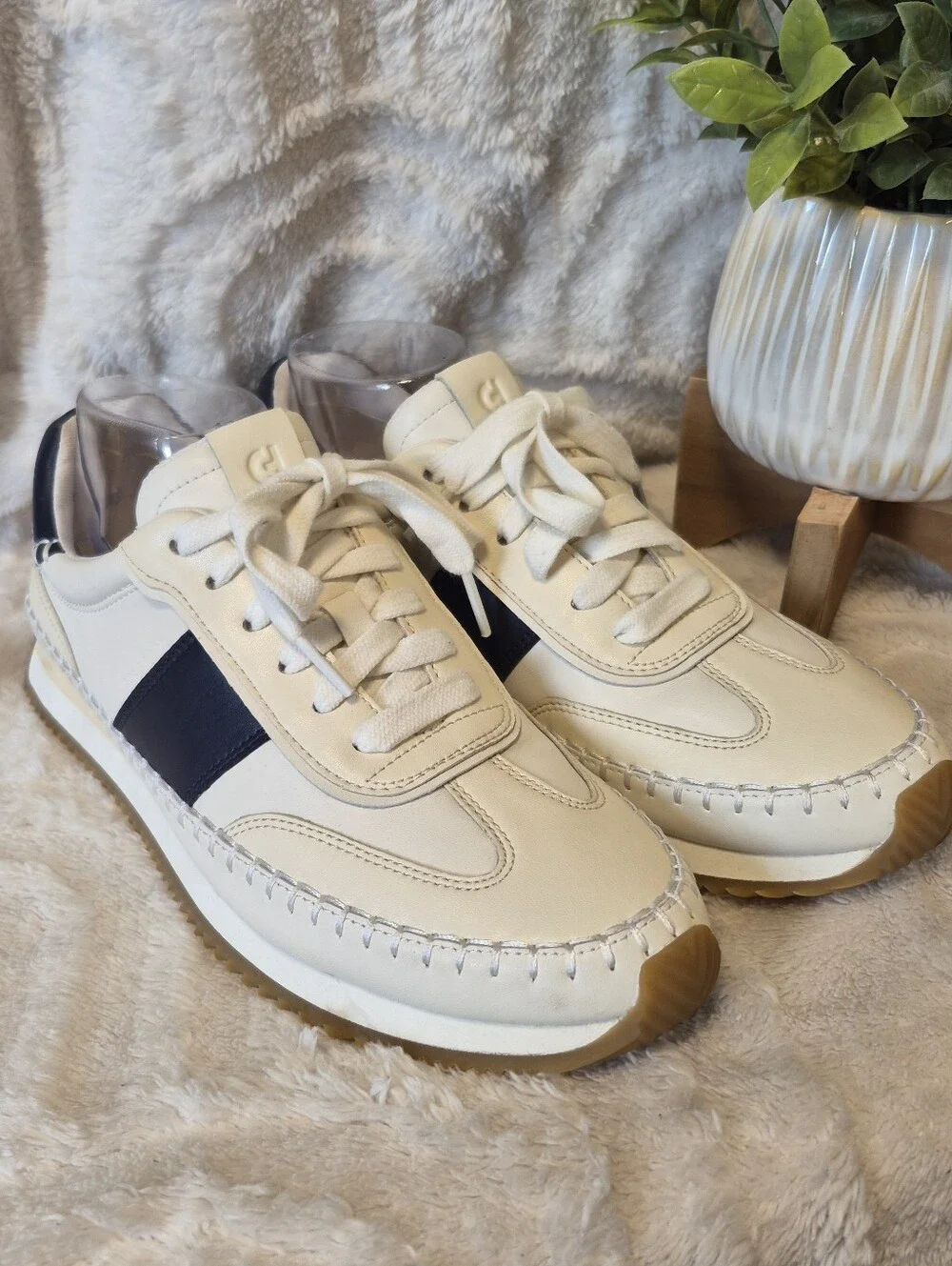 NEW Cole Haan Grandpro Premier Sneakers Women's Sz 9 Ivory/Navy Casual Shoes